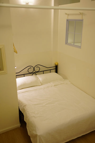 There is also the option of booking a private 4 or 6-bedded room if you are travelling with your family.