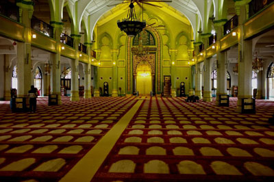 where-to-stay-in-singapore Sultan-Mosque 2