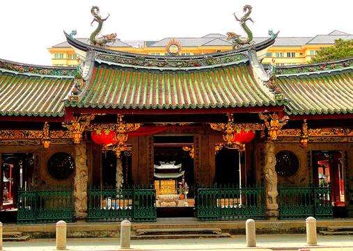 where-to-stay-in-singapore Thian-Hock-Keng-Temple 1